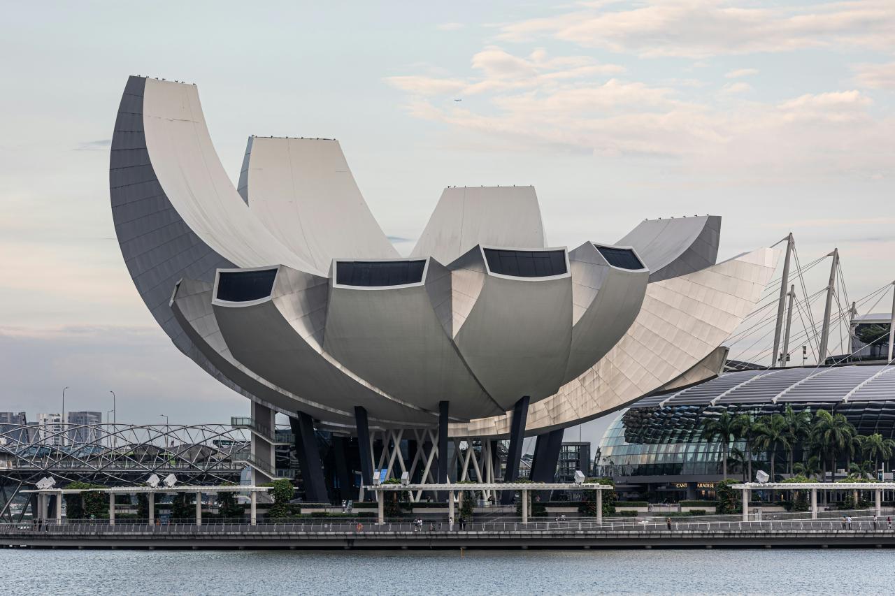 Museum ilmu seni singapura sangat indah.